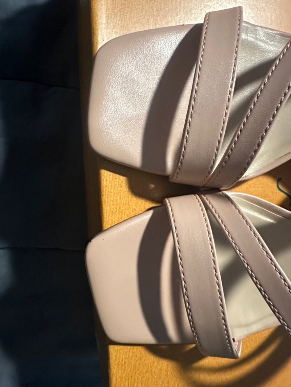 Unisa Blush Pink Strappy Square-Toe Slide Mules size 7.5 - Picture 2 of 5